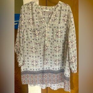 Maurices 24”PTP Sz:2 Boho Pattern w/V Neck Zipper 2 Front Pockets Button Sleeves